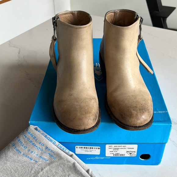 John Fluevog Anderson boots in Chalk Size 6 - Picture 2 of 4